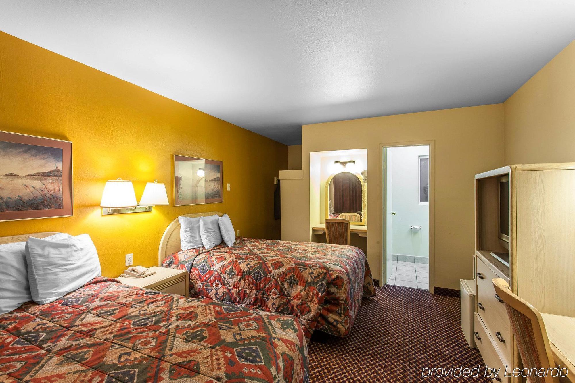 Rodeway Inn 韦纳奇 外观 照片